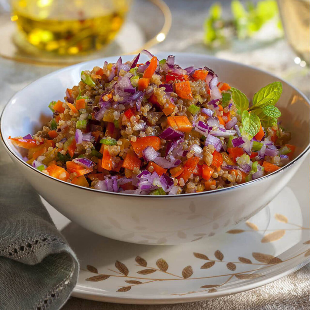 Ensalada de quinoa con crudités